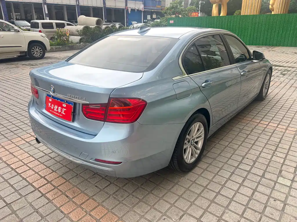 BMW 3 Series 2015 — фото 25