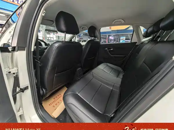 Volkswagen Polo 2016