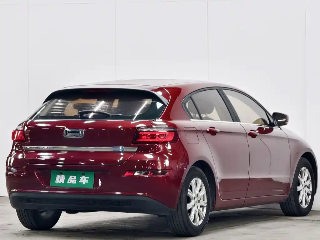 Qoros 3 2016
