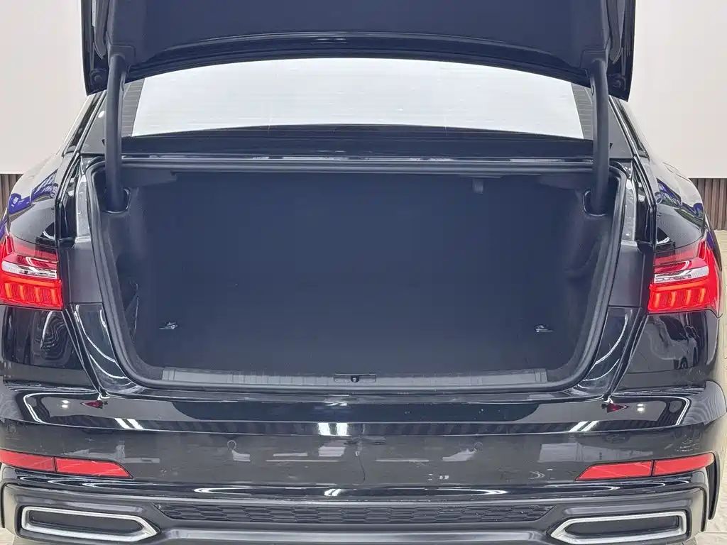 Audi A6L 2022 — фото 18