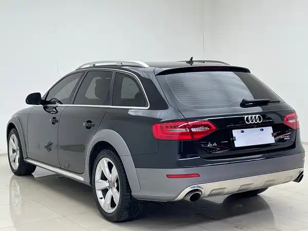 Audi A4 2014