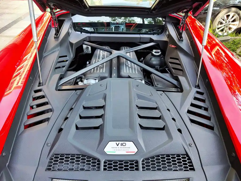 Lamborghini Huracan 2021 — фото 16