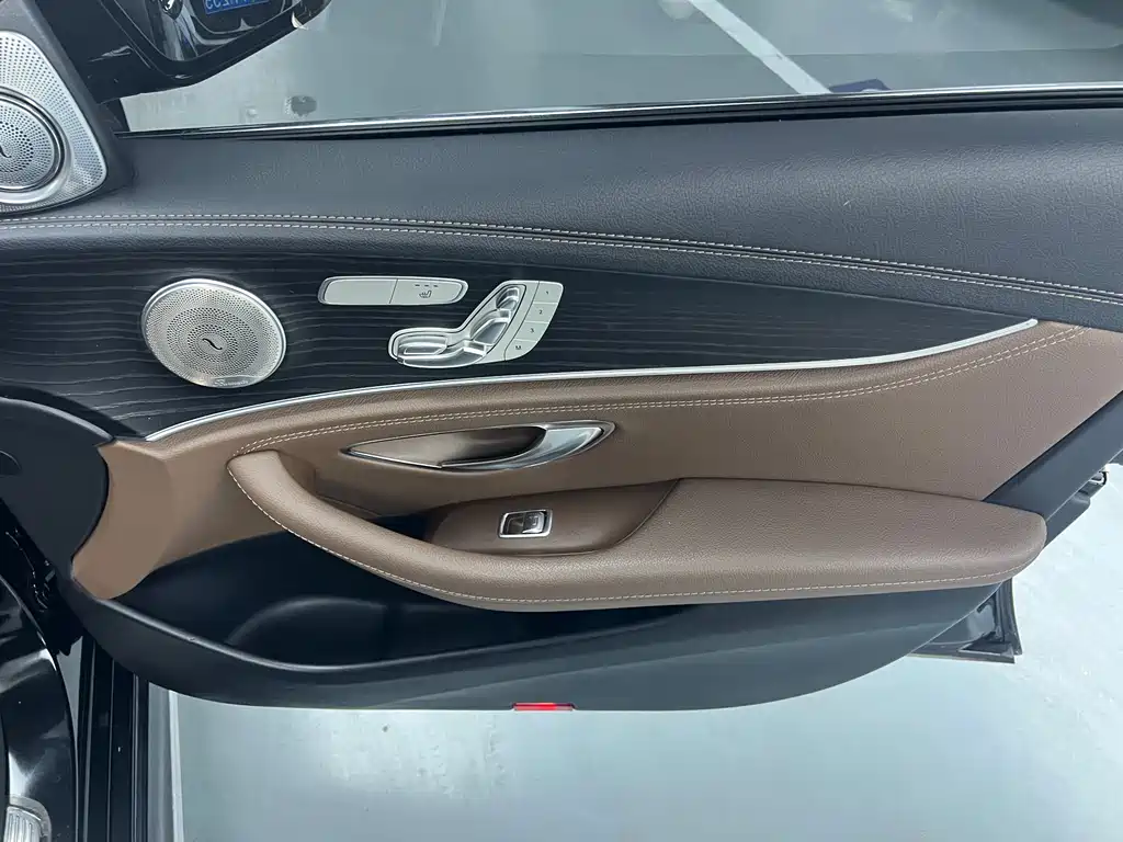 Mercedes-Benz E-Class 2020 — фото 14
