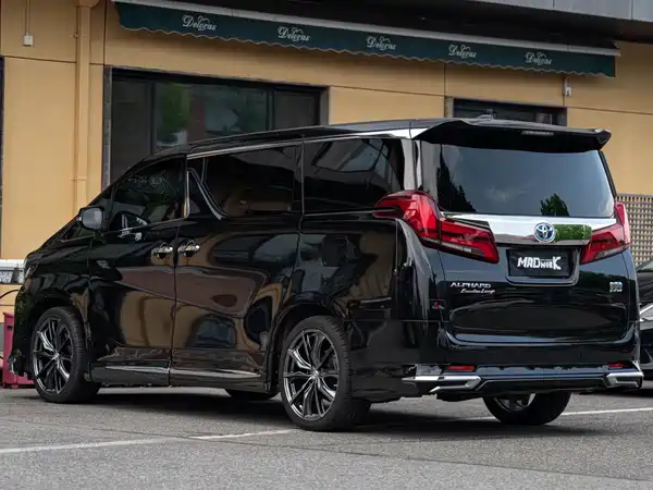 Toyota Alphard 2021