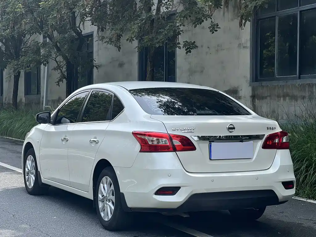 Nissan Sylphy 2022 — фото 15