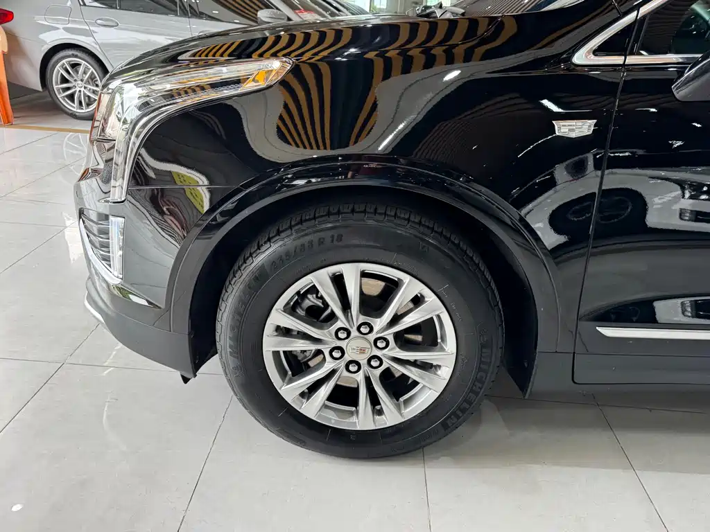 Cadillac XT5 2022 — фото 12