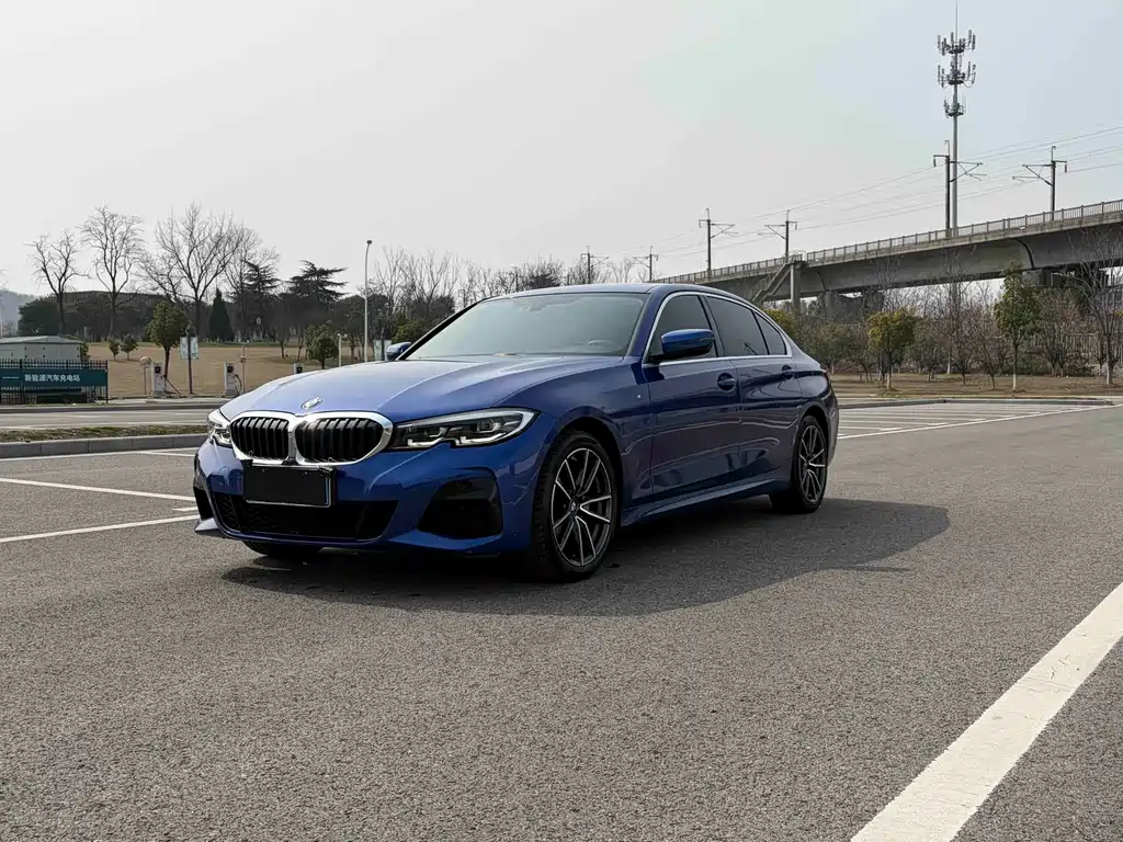 BMW 3 Series 2020 — фото 1