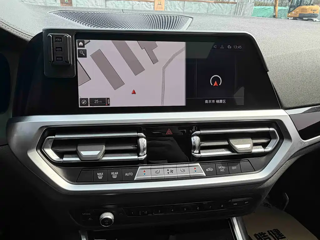 BMW 3 Series 2020 — фото 12