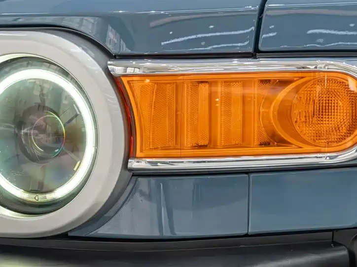 Toyota FJ Cruiser 2020 — фото 6