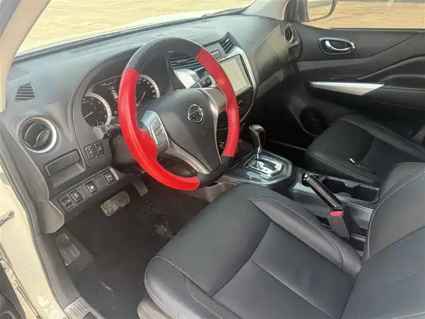 Nissan Terra 2022