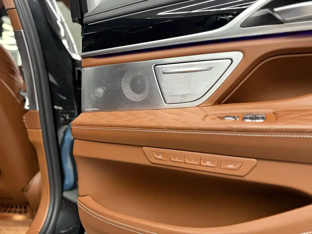 BMW 7 Series 2022 — фото 15