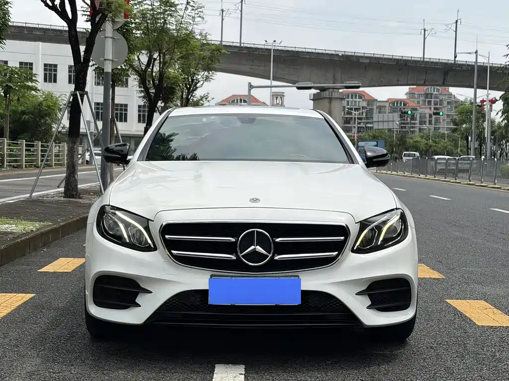 Mercedes-Benz E-Class 2018