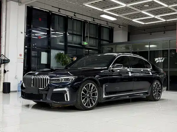 BMW 7 Series 2021
