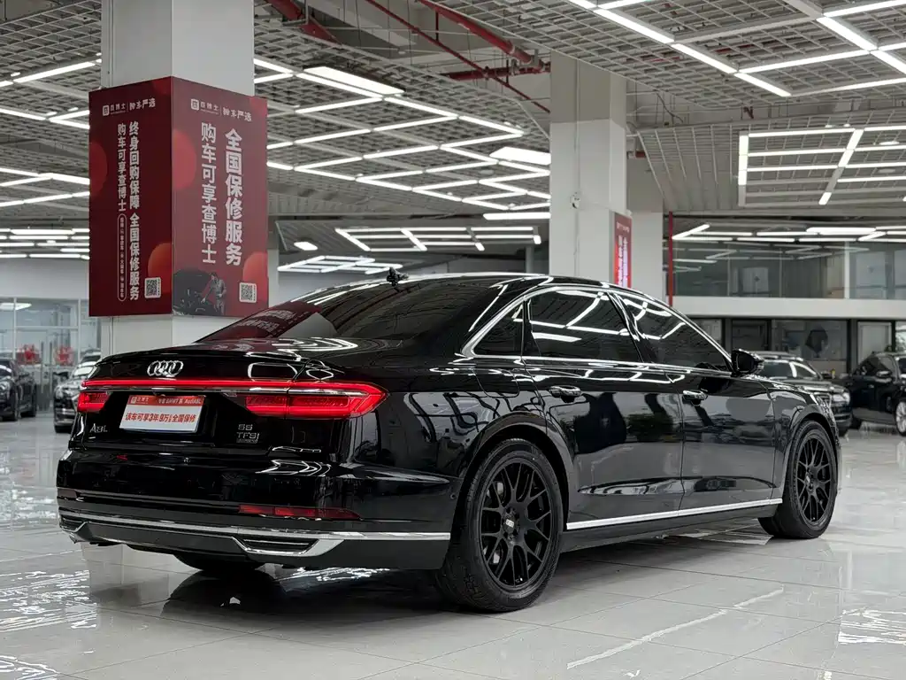 Audi A8 2019