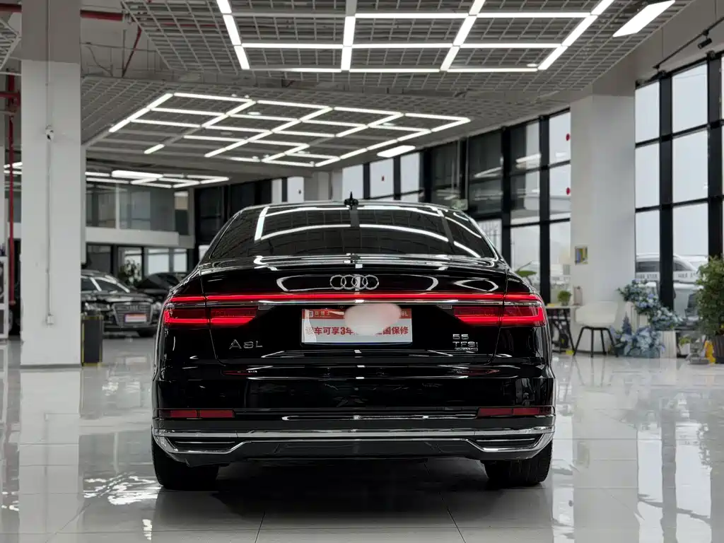 Audi A8 2019
