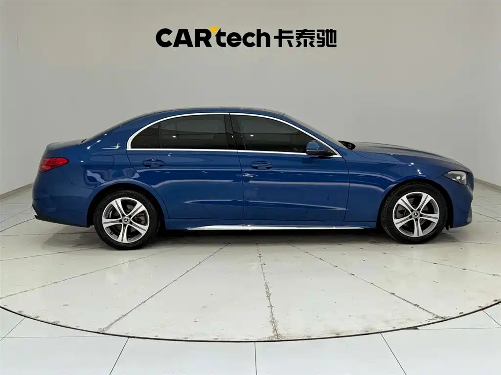 Mercedes-Benz C-Class 2022 — фото 12