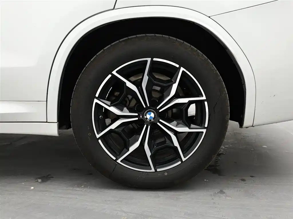BMW X3 2022 — фото 9