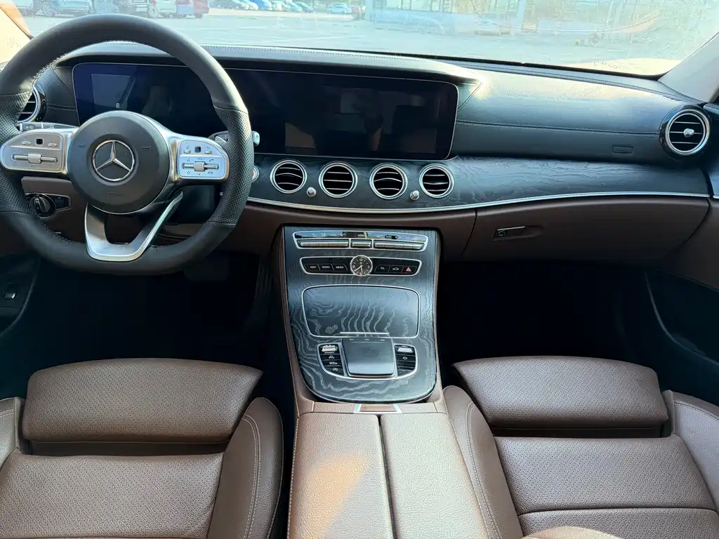Mercedes-Benz E-Class 2019 — фото 8