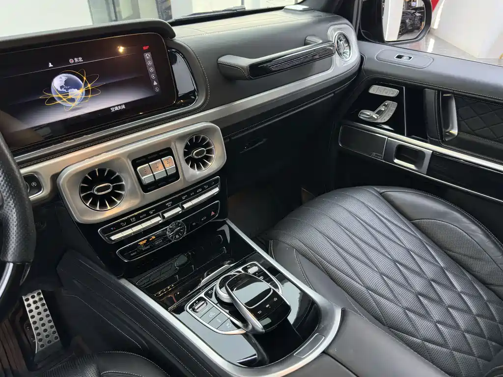 Mercedes-Benz G-Class AMG 2019 — фото 20