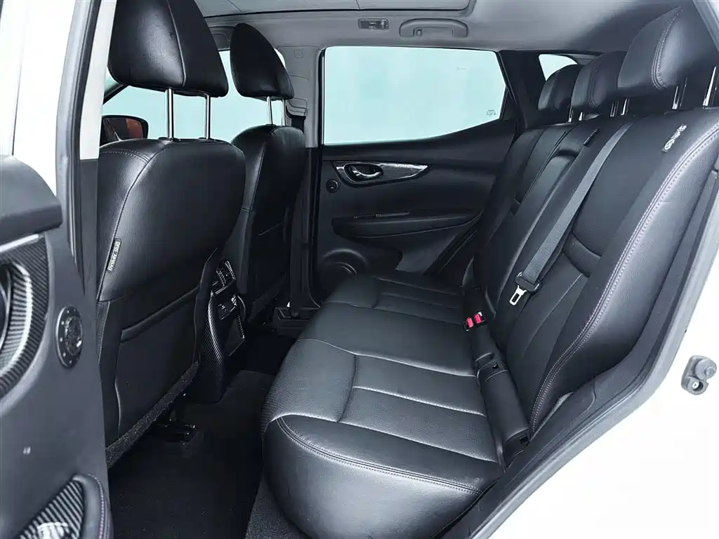 Nissan Qashqai 2021 — фото 17