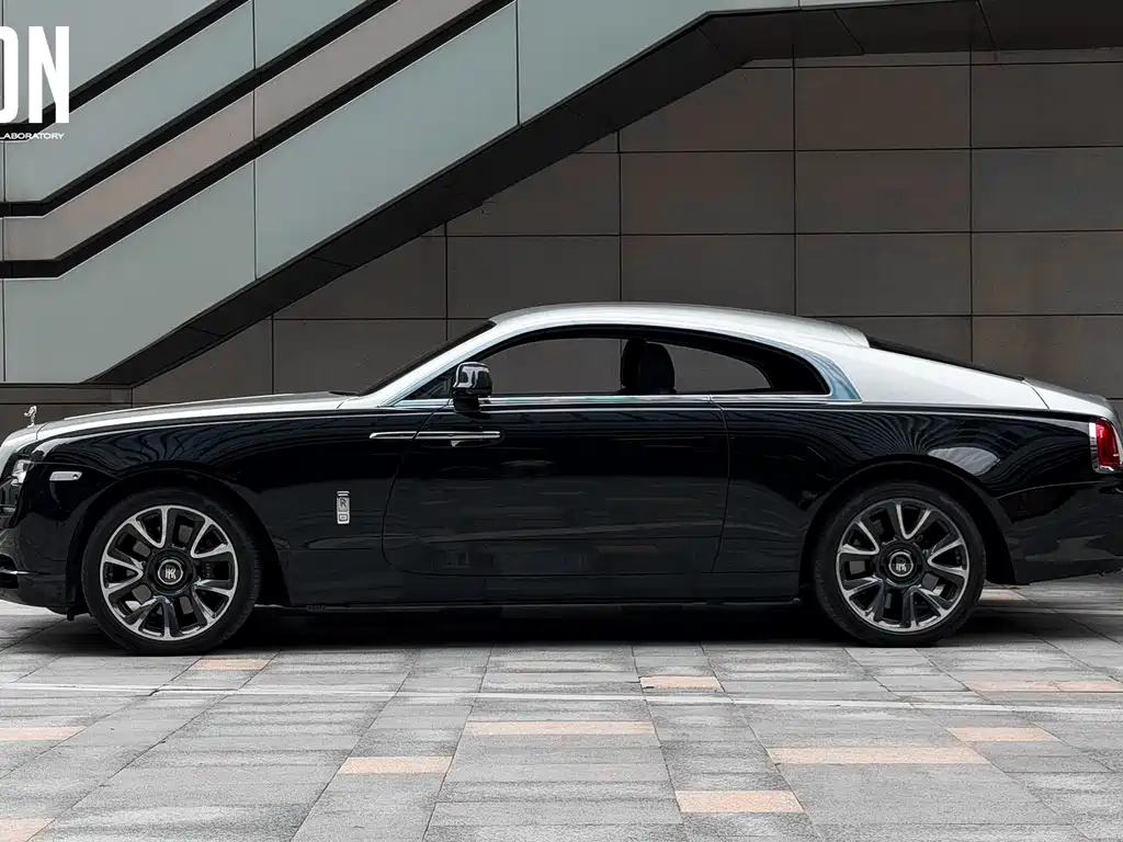 Rolls-Royce Wraith 2022 — фото 3