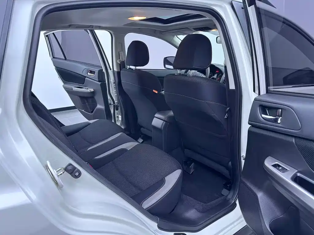 Subaru XV 2017 — фото 18