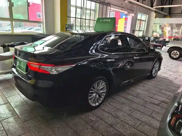 Toyota Camry 2019