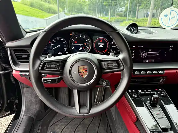 Porsche 911 2022