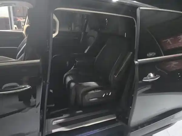 Volkswagen Viloran 2021