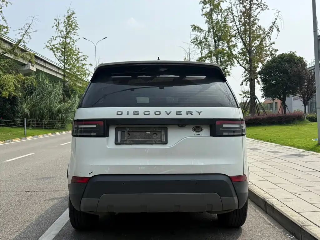Land Rover Discovery 2020 — фото 9