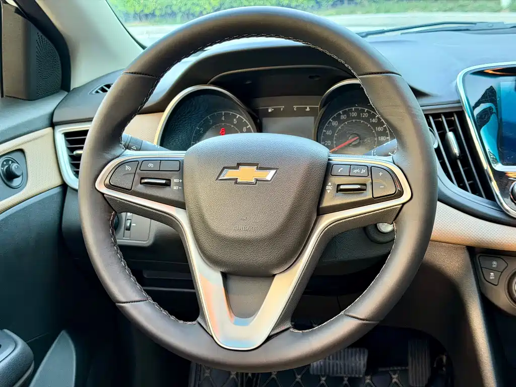 Chevrolet Monza 2022 — фото 10