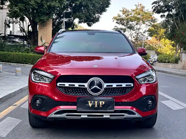 Mercedes-Benz GLA 2020