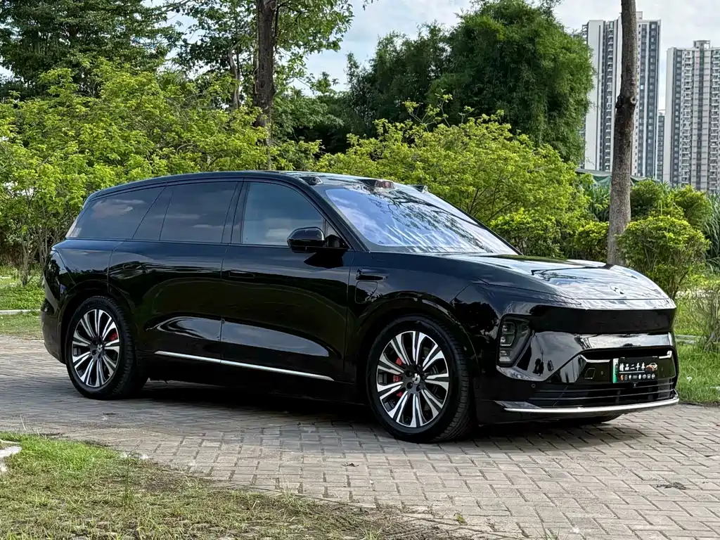 NIO ES8 2023 — фото 3