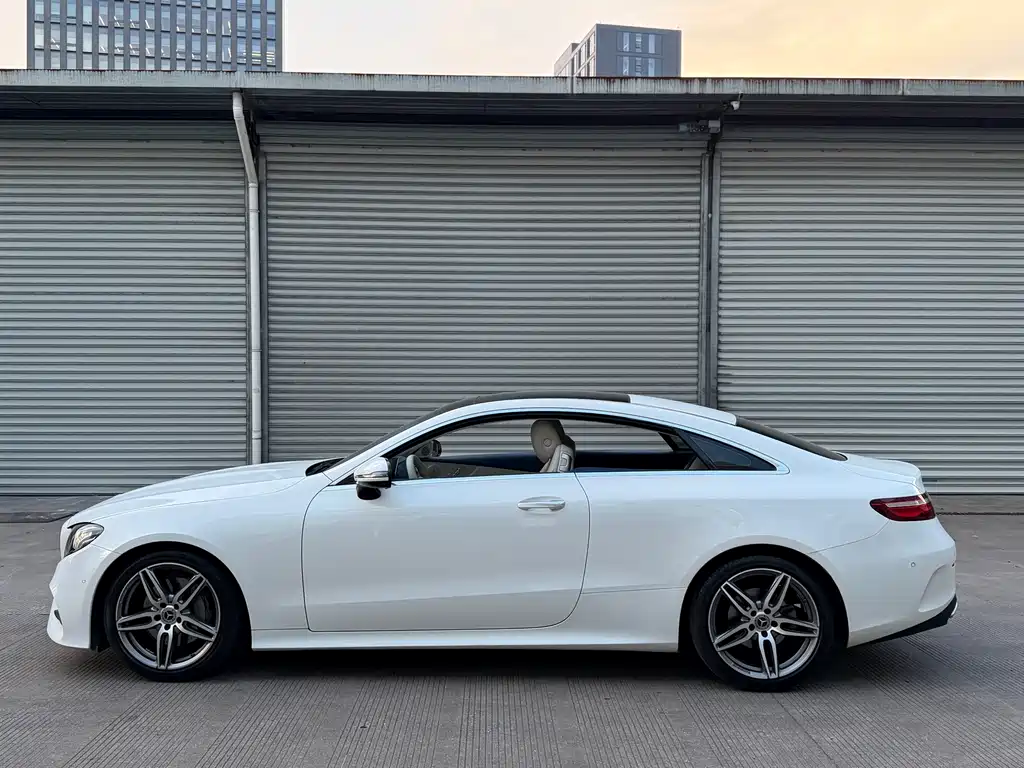 Mercedes-Benz E-Class 2021 — фото 4