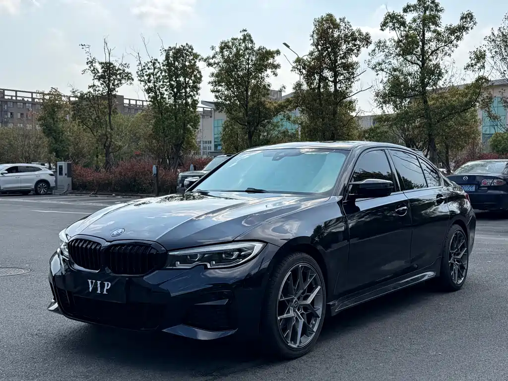 BMW 3 Series 2020 — фото 1