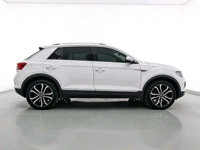 Volkswagen T-Roc 2021 — фото 16