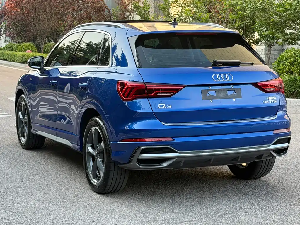 Audi Q3 2022 — фото 17