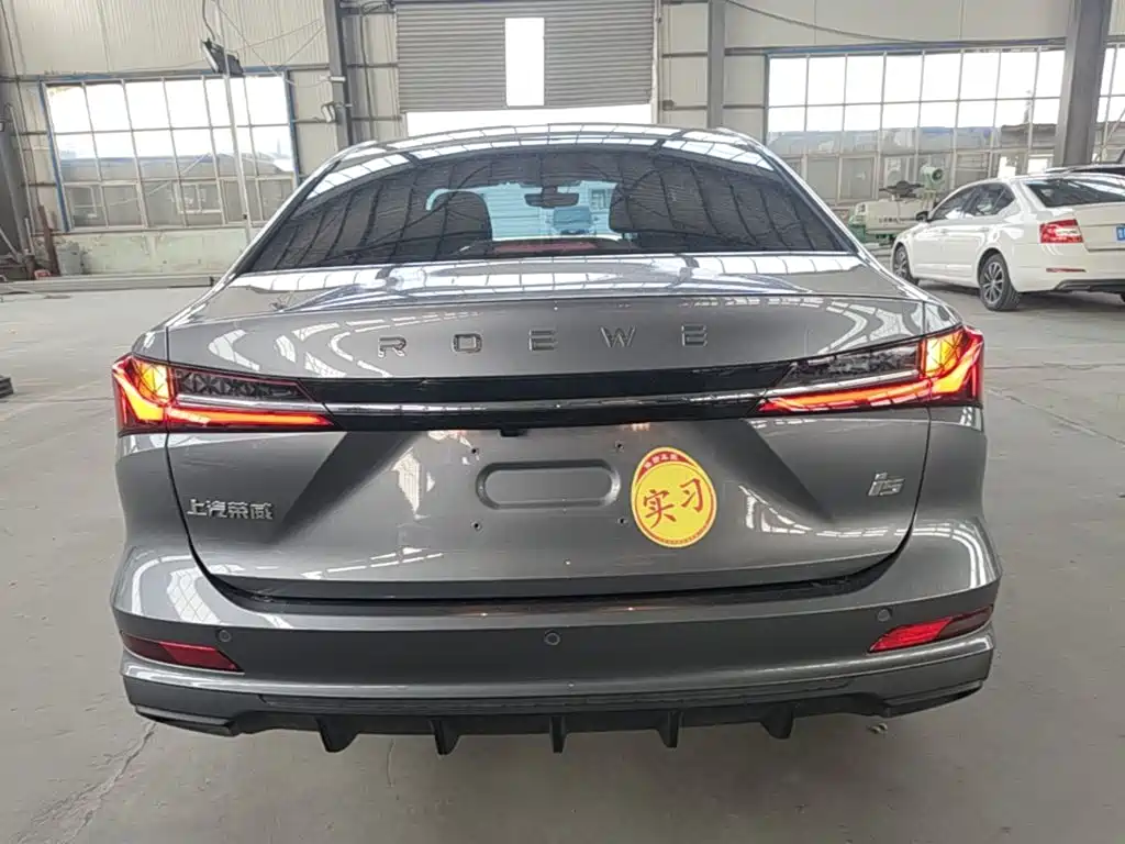 Roewe i5 2025