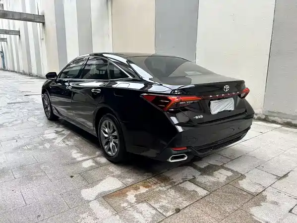 Toyota Avalon 2021