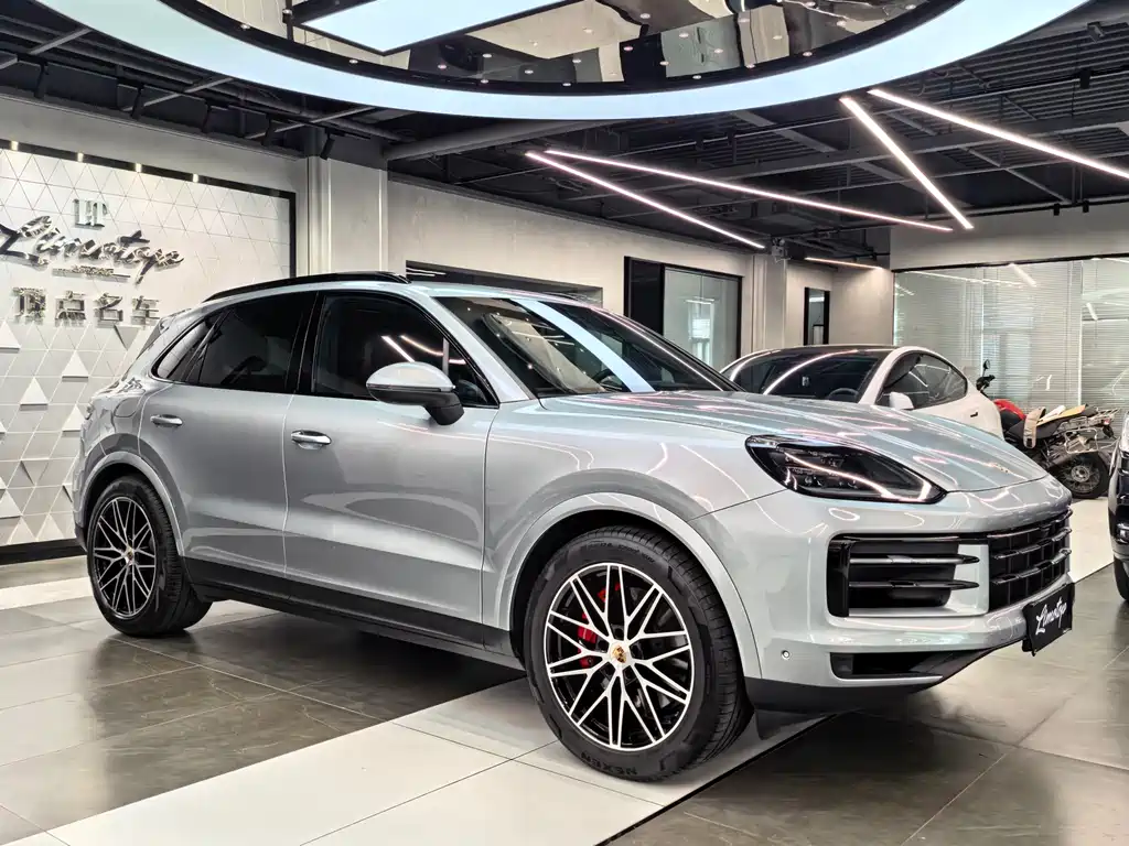 Porsche Cayenne 2025 — фото 3