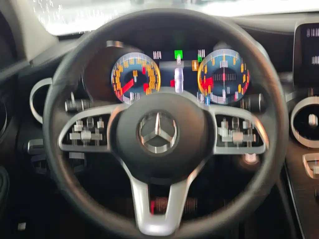 Mercedes-Benz C-Class 2019 — фото 9
