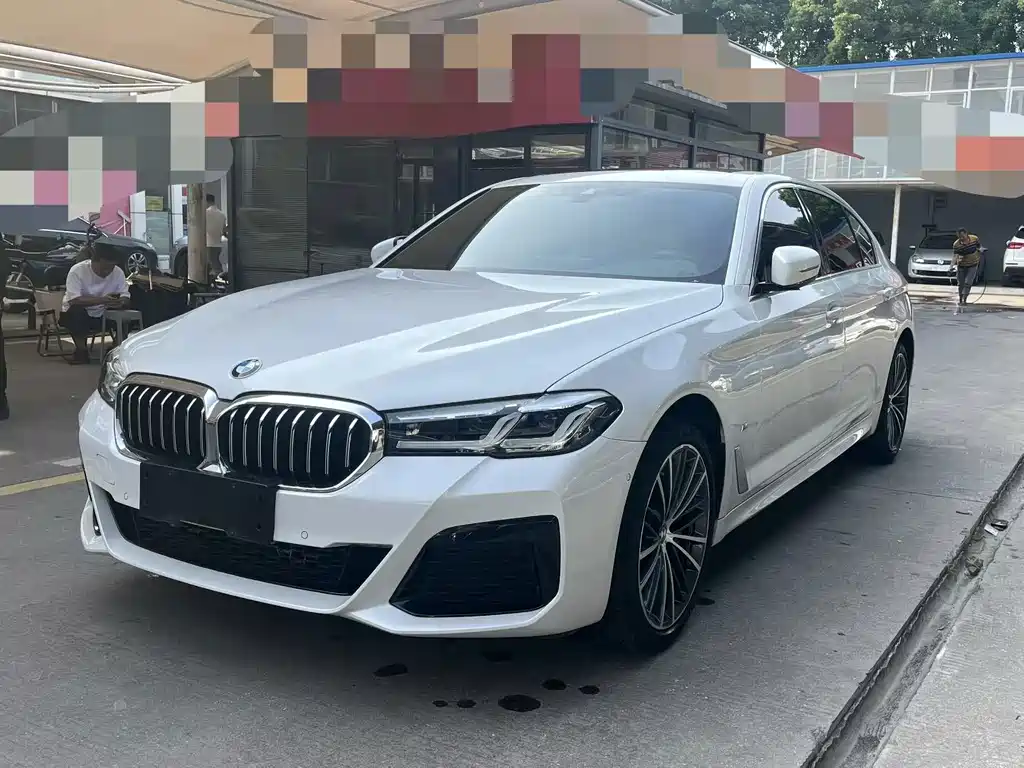 BMW 5 Series 2023