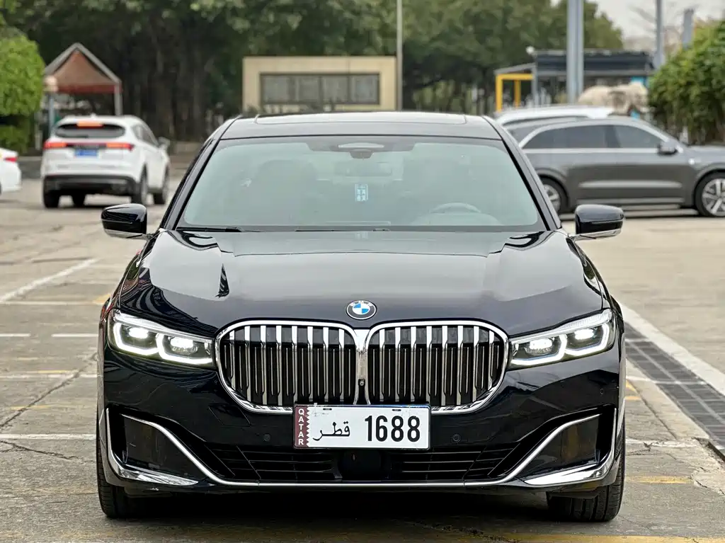 BMW 7 Series 2025 — фото 2