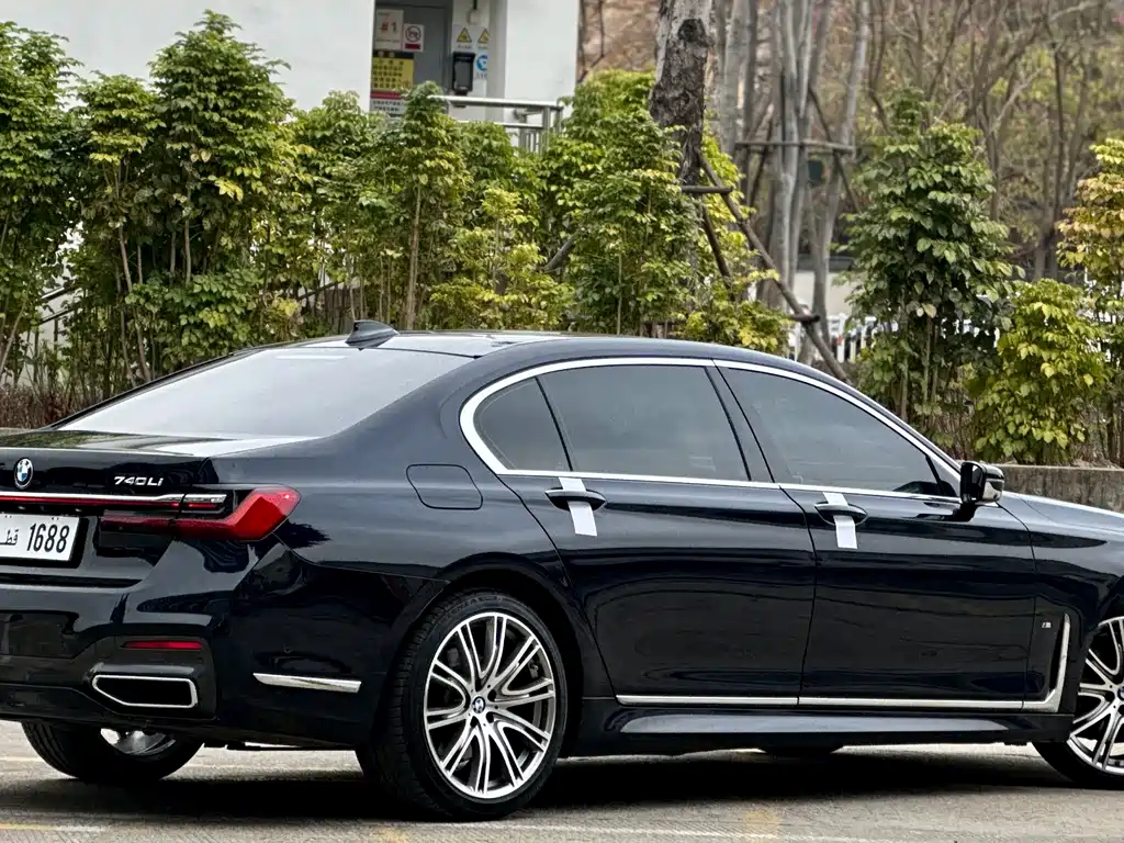 BMW 7 Series 2025 — фото 6