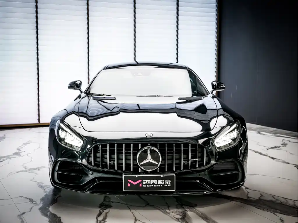 Mercedes-Benz AMG GT 2021 — фото 3