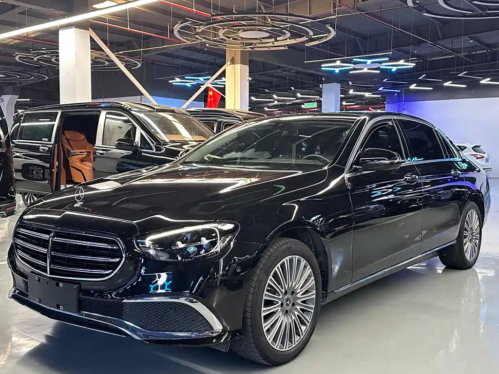 Mercedes-Benz E-Class 2021 — фото 1