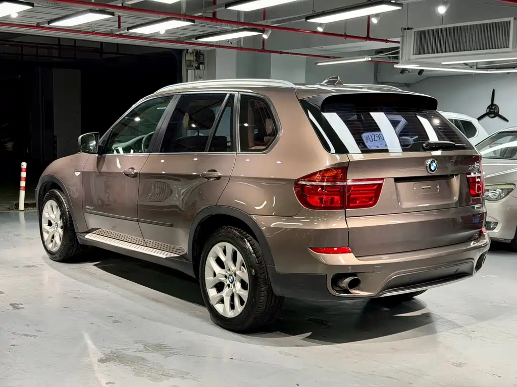 BMW X5 2011 — фото 5