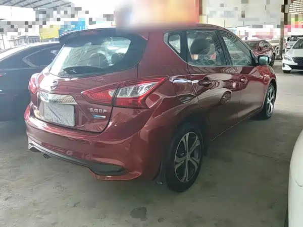 Nissan Tiida 2017