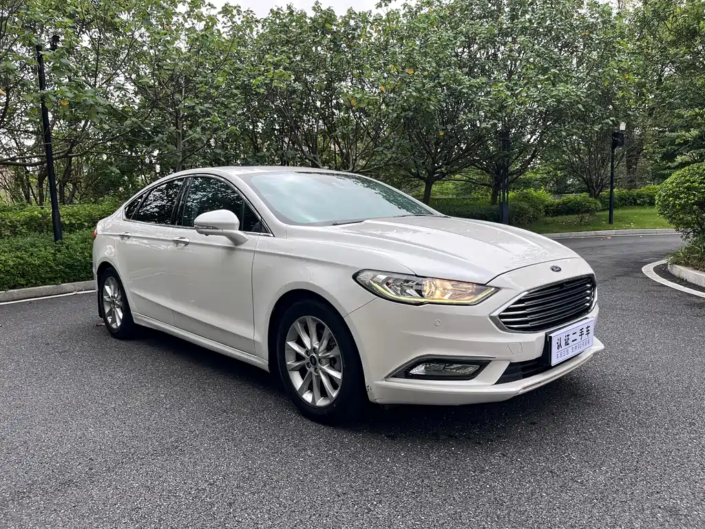 Ford Mondeo 2017 — фото 3