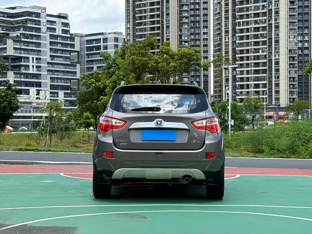 Changan CS35 2016